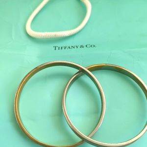 Extremely Rare Limited Edition Tiffany & Co. Entangle Bangle.  Only made in 1997
